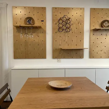 Apartment Italian Street With Terrace And Fireplace