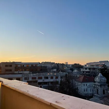 Italian Street With Terrace And Fireplace Apartment Bucharest