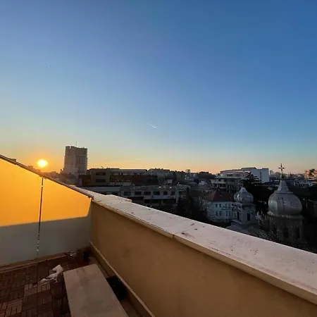 Italian Street With Terrace And Fireplace Apartment *