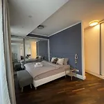 Apartment Italian Street With Terrace And Fireplace *